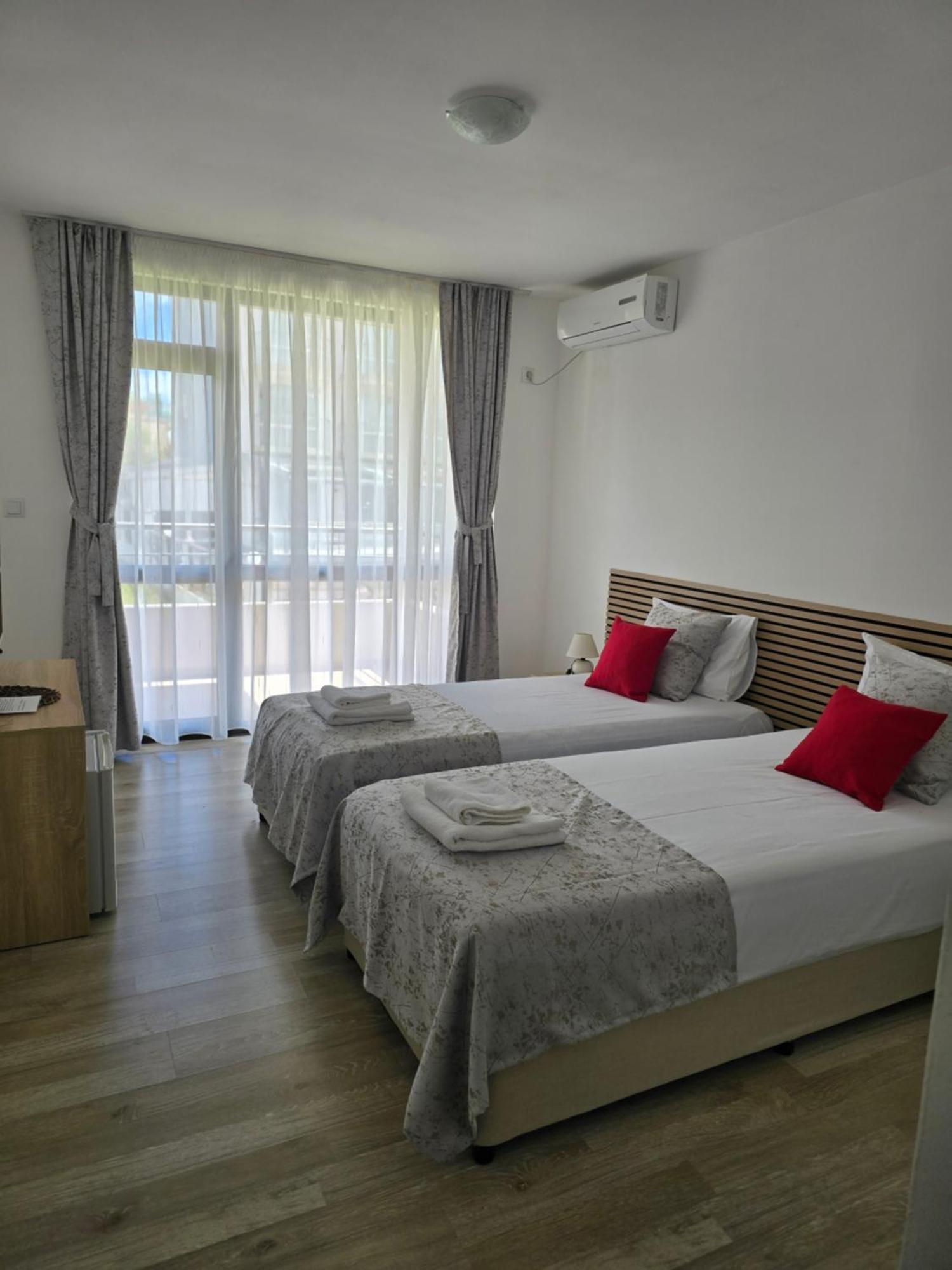 Casa Del Mar Hotel Приморско Екстериор снимка